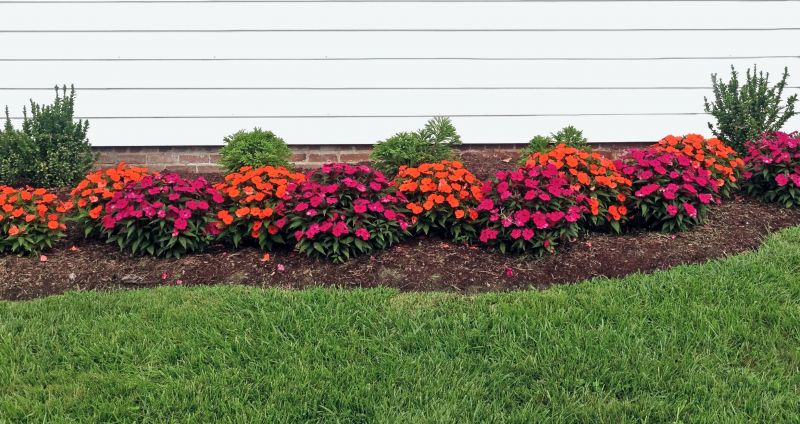 Flower Bed Weeding Service in Rockwall, TX